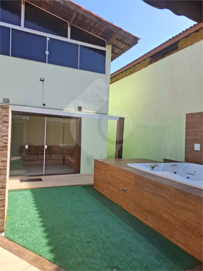 Foto REO1126335