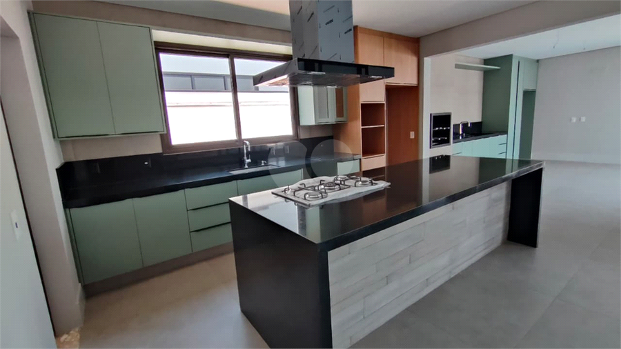 Foto REO1126356