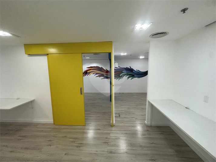 Foto REO1126375