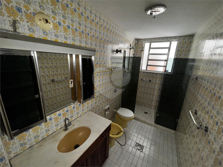 Foto REO1126379