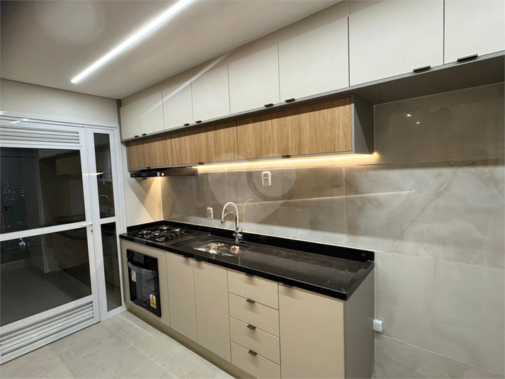 Foto REO1126387