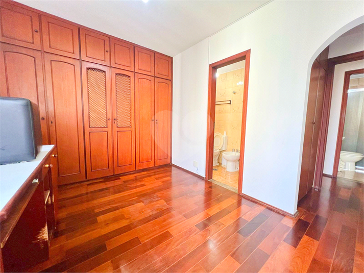 Foto REO1126405