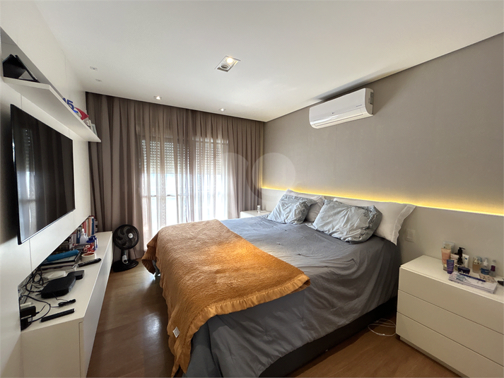 Foto REO1126435