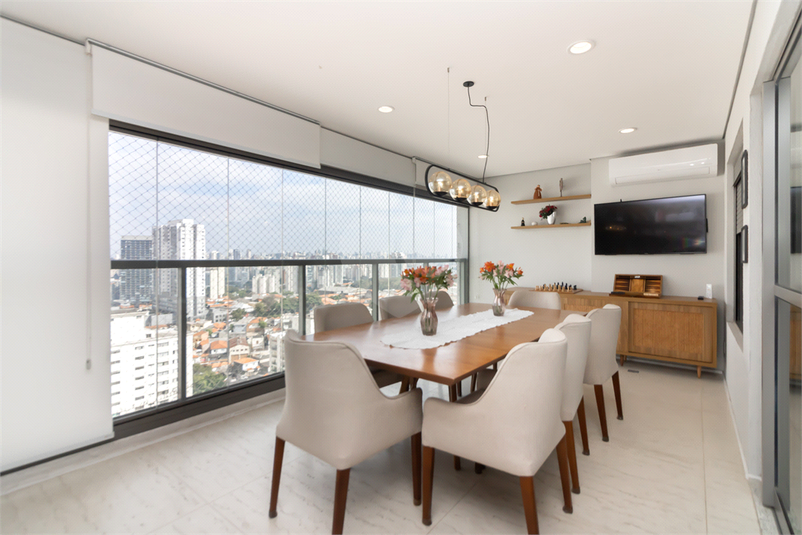 Foto REO1126476