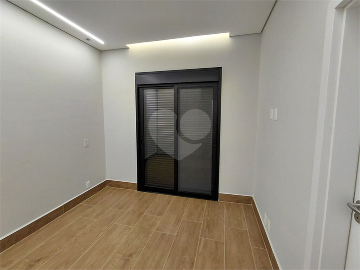 Foto REO1126477