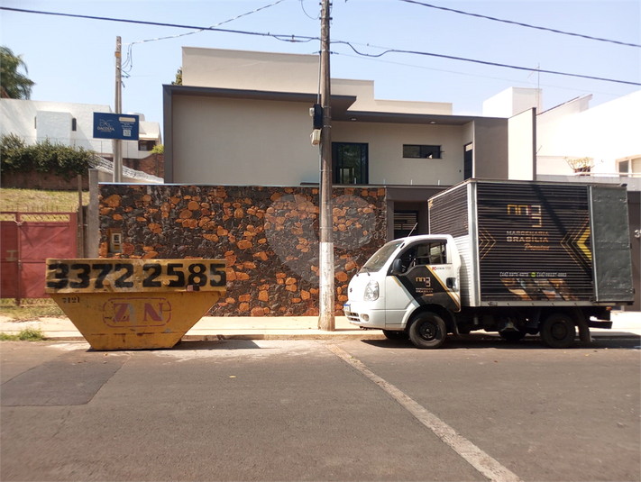 Foto REO1126545