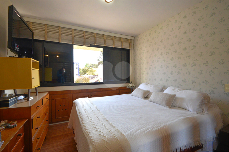 Foto REO1126597