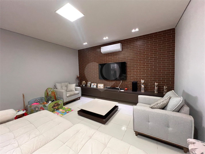 Foto REO1126629