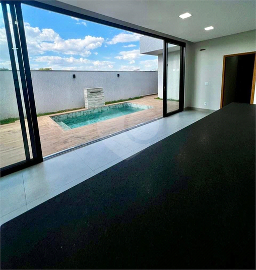Foto REO1126639