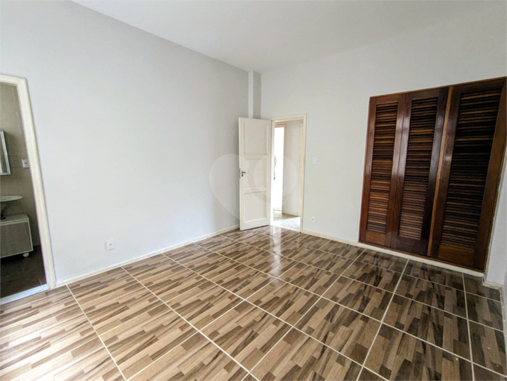 Foto REO1126640