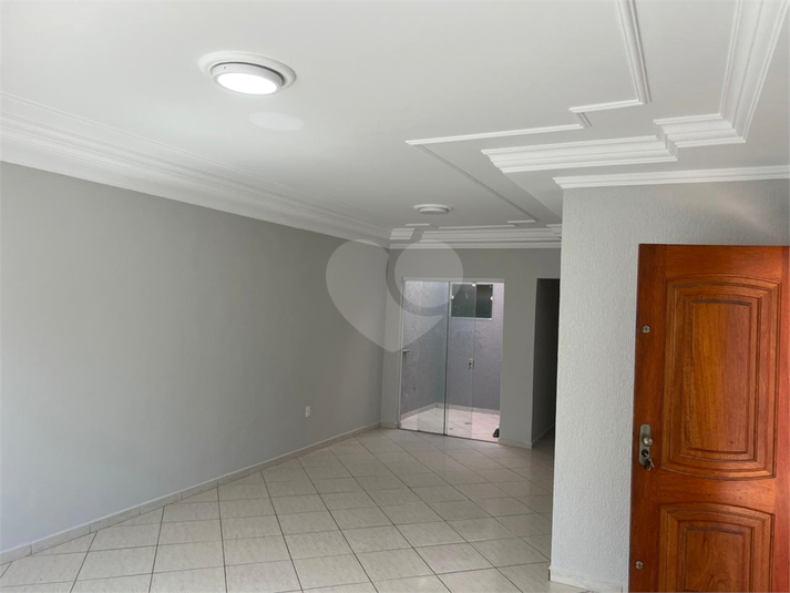 Foto REO1126652