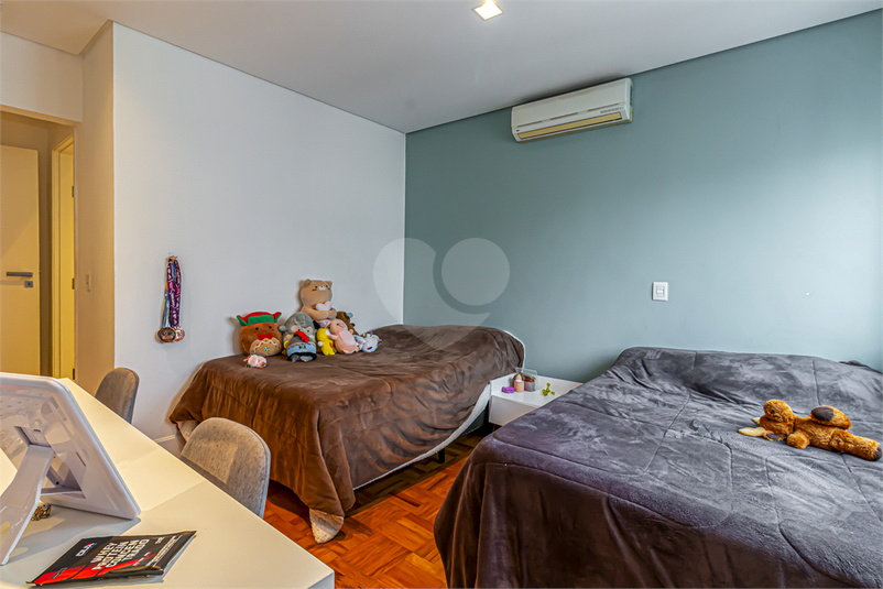 Foto REO1126662