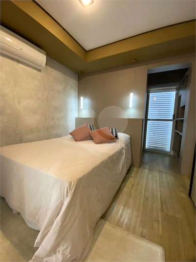 Foto REO1126668
