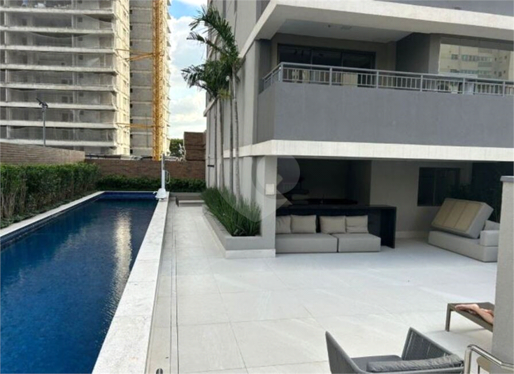 Foto REO1126675