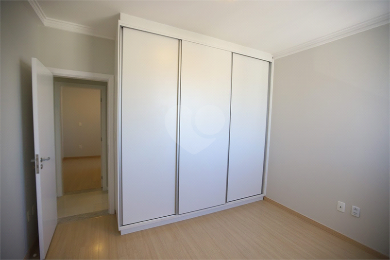 Foto REO1126687
