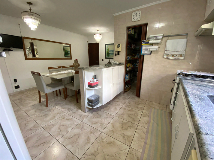 Foto REO1126690