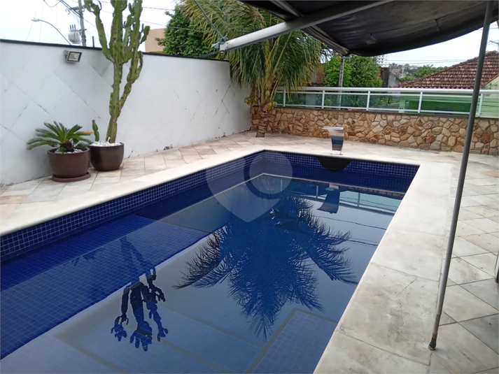 Foto REO1126695