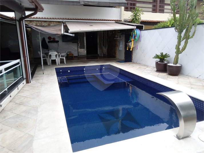 Foto REO1126695
