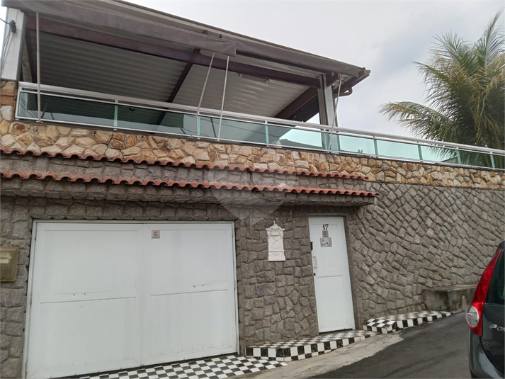 Foto REO1126695
