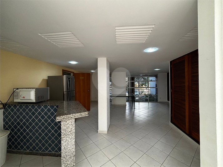 Foto REO1126747