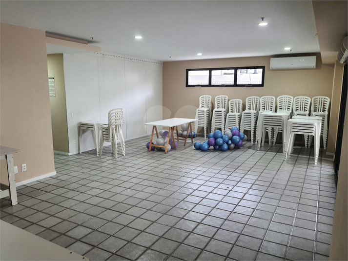Foto REO1126750