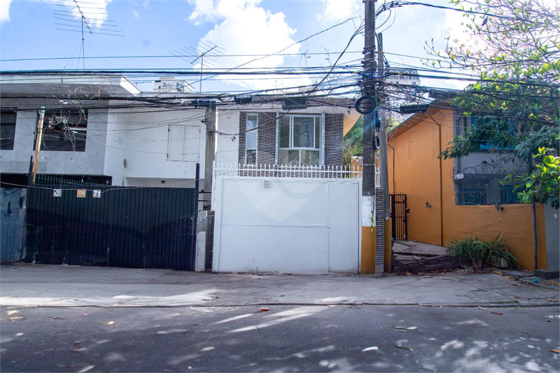 Foto REO1126784