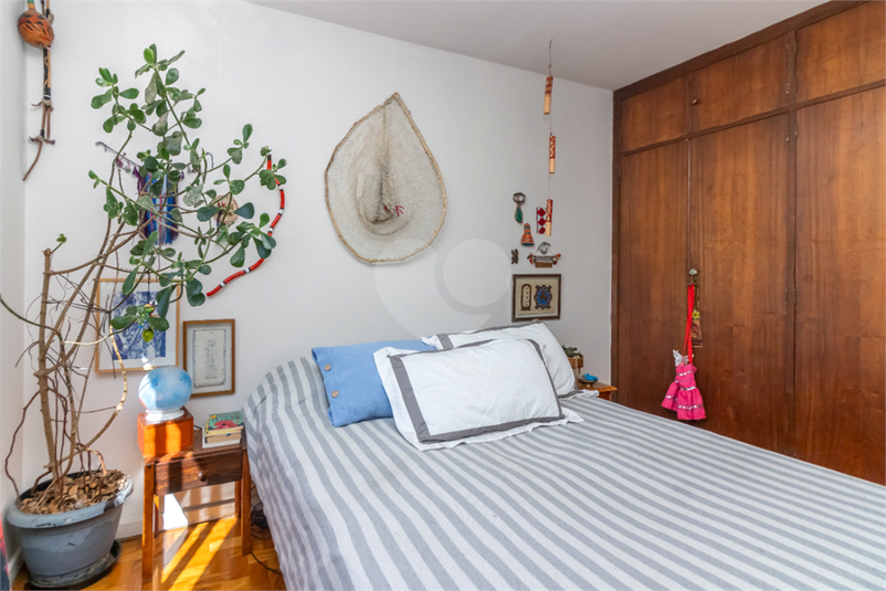 Foto REO1126847