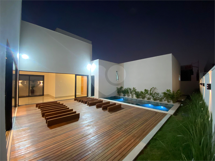 Foto REO1126874
