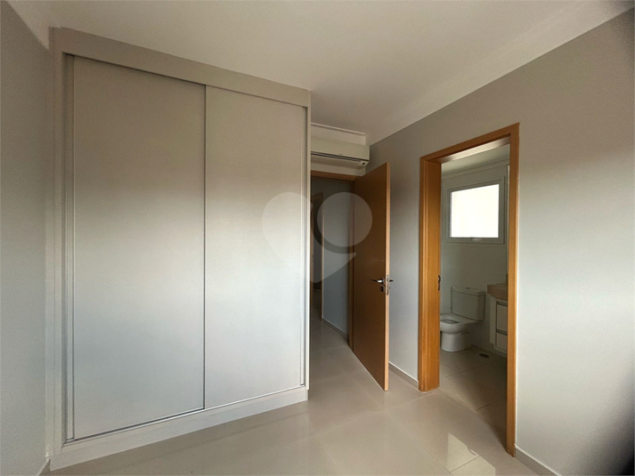 Foto REO1126877