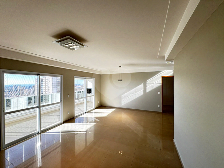 Foto REO1126877