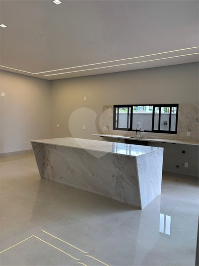 Foto REO1126890