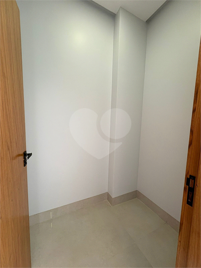 Foto REO1126910