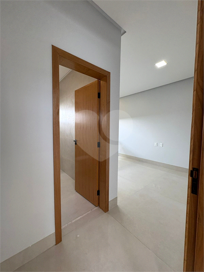 Foto REO1126910
