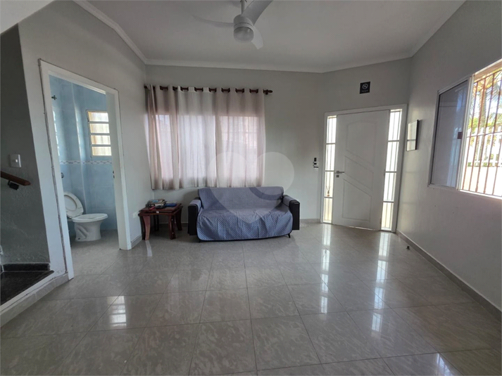 Foto REO1126915