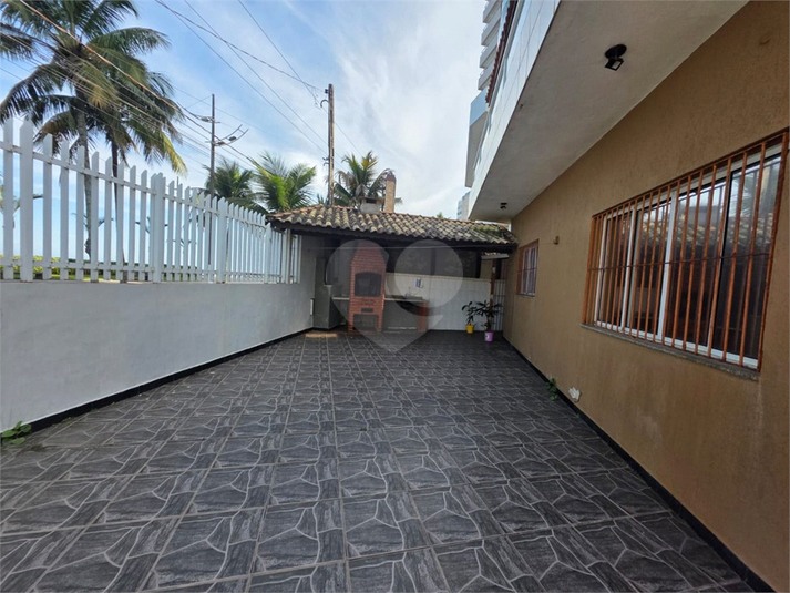 Foto REO1126915