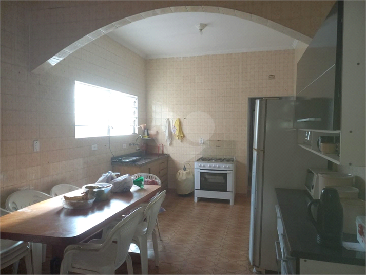 Foto REO1126960