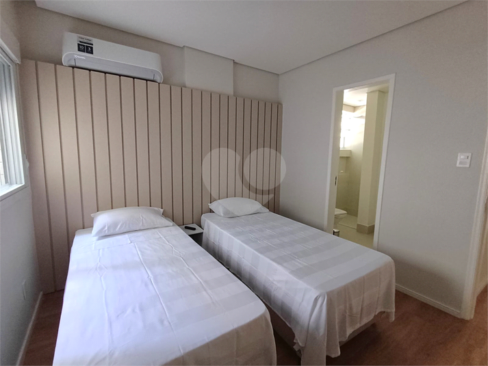 Foto REO1126968