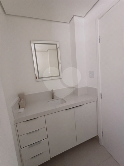Foto REO1126968