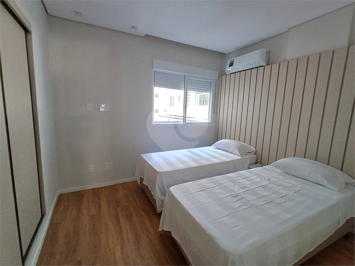 Foto REO1126968