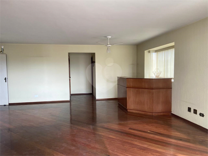 Foto REO1126971