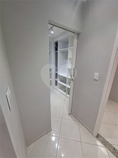 Foto REO1126989