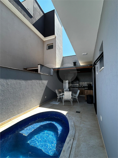 Foto REO1126993