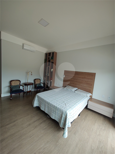 Foto REO1127000