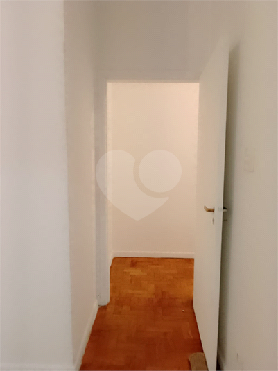 Foto REO1127022