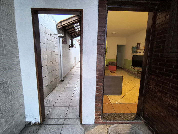 Foto REO1127038
