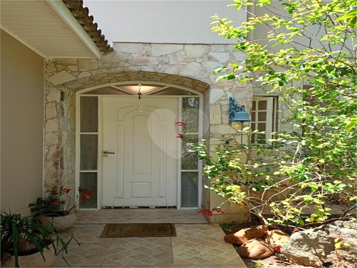Foto REO1127075