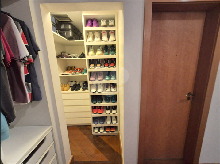 Foto REO1127124