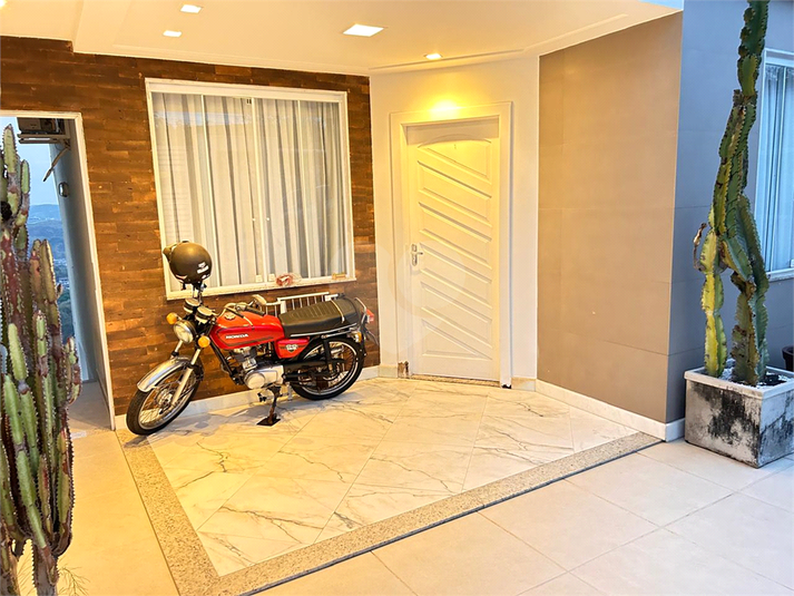 Foto REO1127275