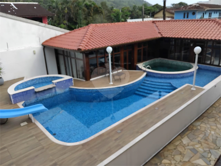 Foto REO1127347