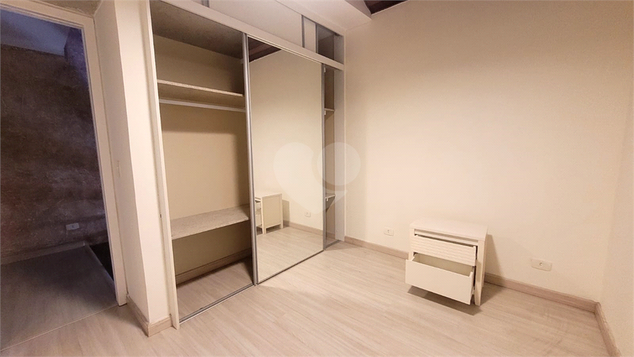 Foto REO1127377